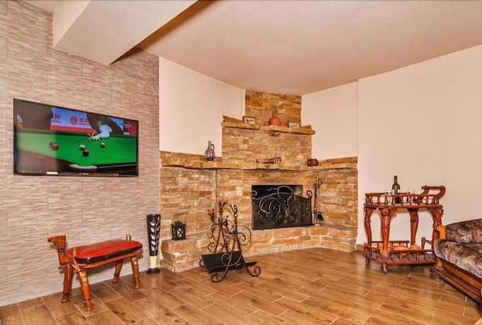 Imagen de los interiores del Hotel Vip, Tbilisi. Foto 17