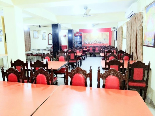 Imagen del bar/restaurante del Hotel Vipassana Bodhgaya. Foto 2