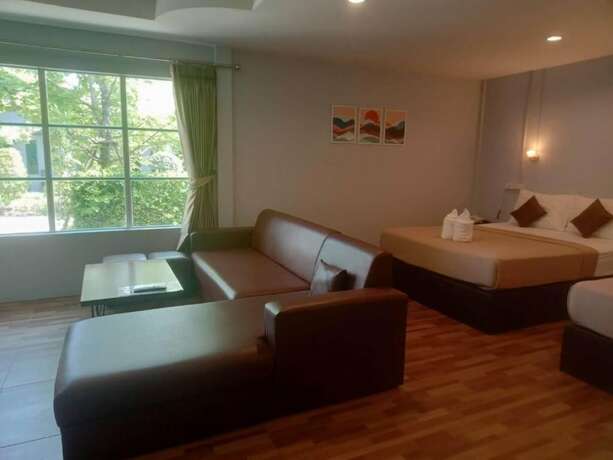 Imagen de la habitación del Hotel Viphuanan resort. Foto 9