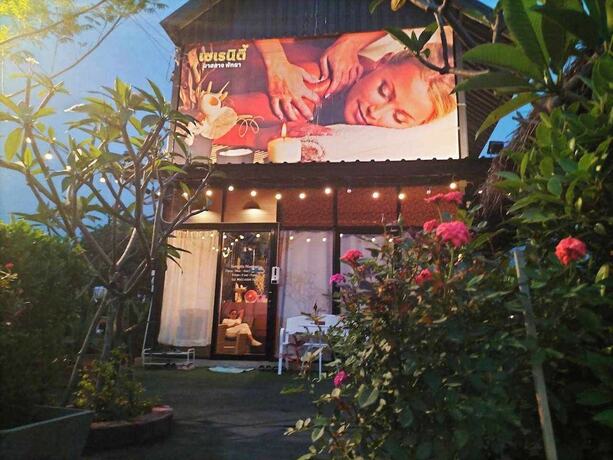 Imagen general del Hotel Viphuanan resort. Foto 6