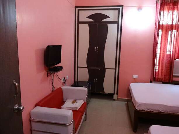 Imagen de la habitación del Hotel Viraat Inn. Foto 19