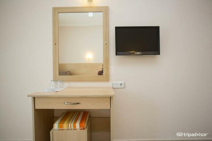 Imagen general del Hotel Viras. Foto 2