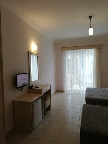 Imagen general del Hotel Viras. Foto 3