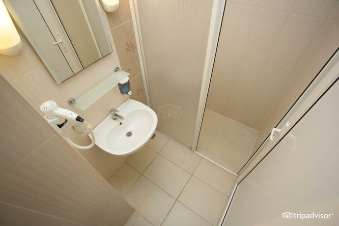 Imagen general del Hotel Viras. Foto 14