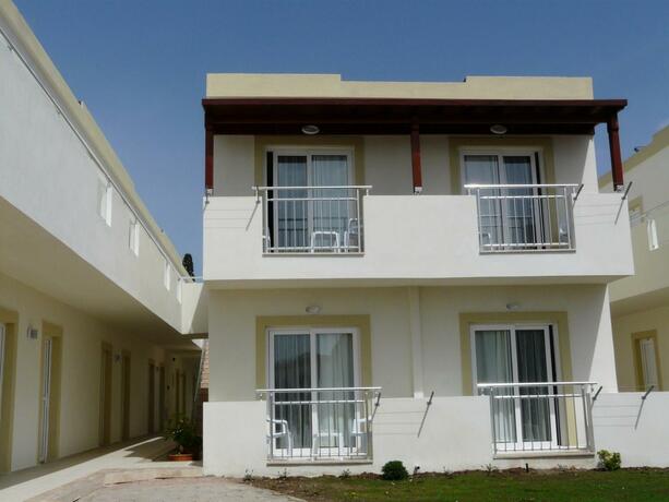 Imagen general del Hotel Viras. Foto 16