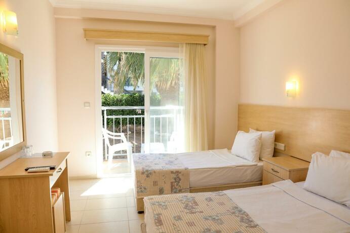 Imagen general del Hotel Viras. Foto 17