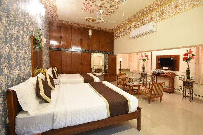 Imagen de la habitación del Hotel Virasat Mahal Heritage. Foto 27