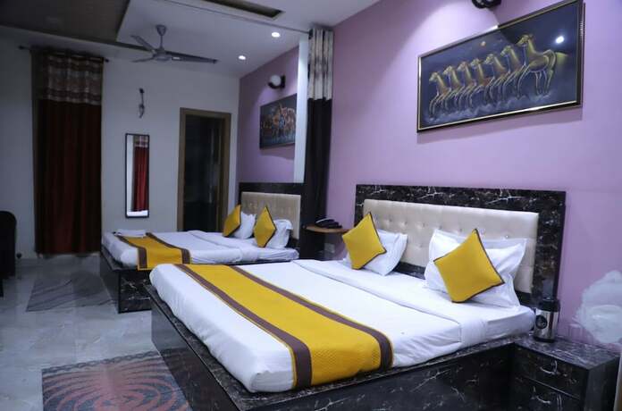 Imagen de la habitación del Hotel Virasat Palace. Foto 20