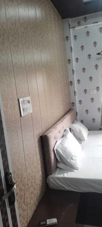 Imagen de la habitación del Hotel Virendra Palace Guest House. Foto 5