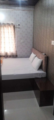 Imagen de la habitación del Hotel Virendra Palace Guest House. Foto 13