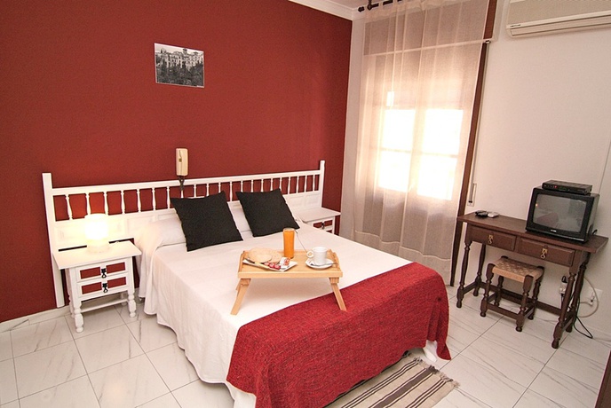 Imagen general del Hotel Virgen De Los Reyes, Ronda. Foto 11