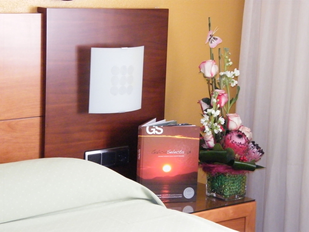 Imagen de la habitación del Hotel Virgen Del Camino. Foto 10