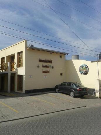 Imagen de los exteriores del Hotel Virgen del Valle. Foto 7