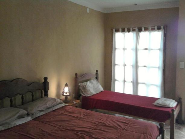 Imagen de la habitación del Hotel Virgen del Valle. Foto 4