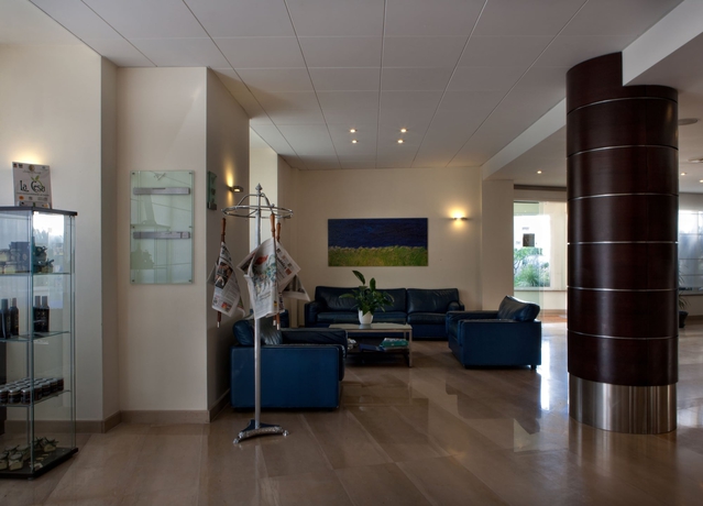Imagen de los interiores del Hotel Virgilio Grand. Foto 19