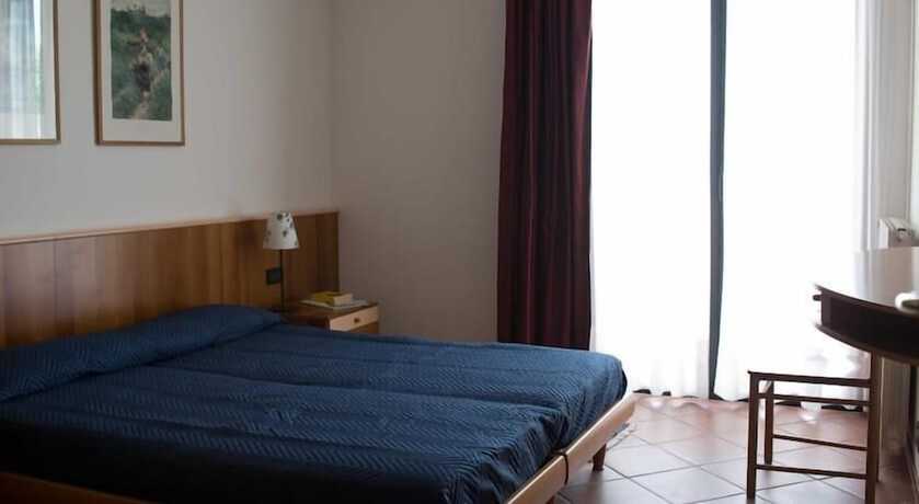 Imagen de la habitación del Hotel Virgilio Residence. Foto 9