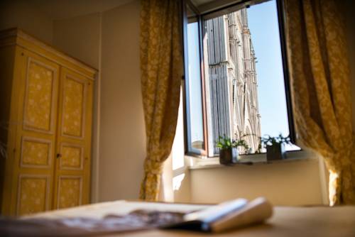 Imagen de la habitación del Hotel Virgilio, Sferracavallo. Foto 4
