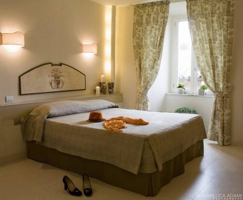 Imagen de la habitación del Hotel Virgilio, Sferracavallo. Foto 13