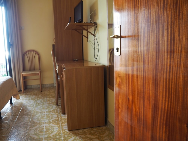 Imagen de la habitación del Hotel Virgilio, Tropea. Foto 7