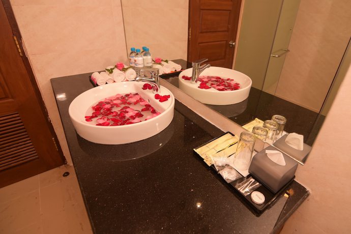 Imagen de la habitación del Hotel Virgin Beach. Foto 12