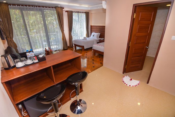 Imagen de la habitación del Hotel Virgin Beach. Foto 16