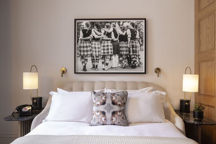 Imagen de la habitación del Hotel Virgin Edinburgh. Foto 12