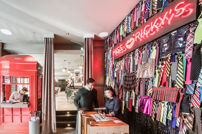 Imagen de los interiores del Hotel Virgin Hotels Chicago. Foto 8