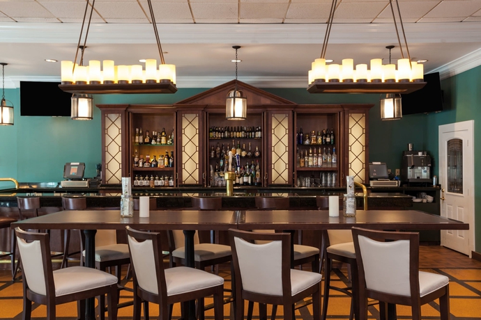 Imagen del bar/restaurante del Hotel Virginia Crossings, Tapestry Collection By Hilton. Foto 5