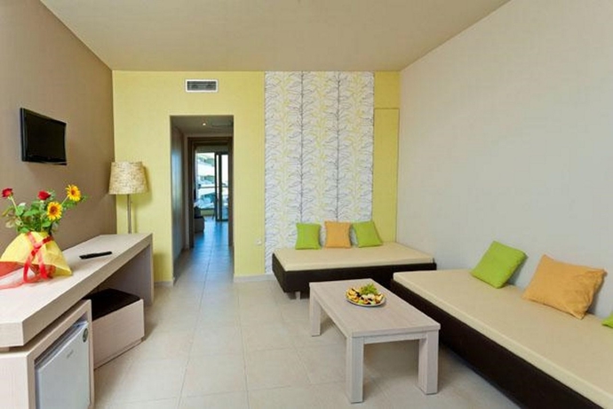 Imagen general del Hotel Virginia Family Suites. Foto 5