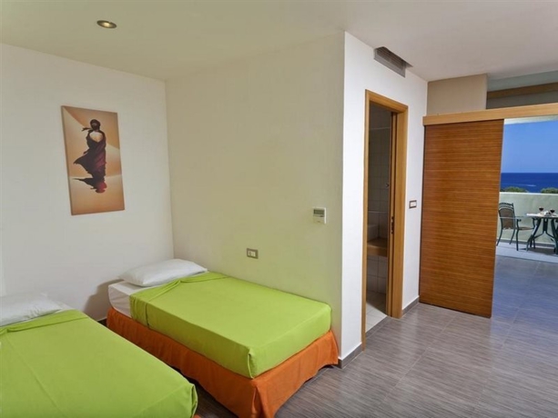 Imagen general del Hotel Virginia Family Suites. Foto 7