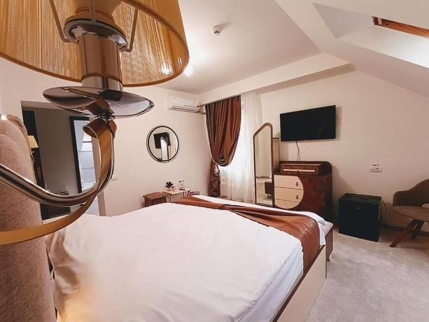 Imagen de la habitación del Hotel Virginia Gardens. Foto 5