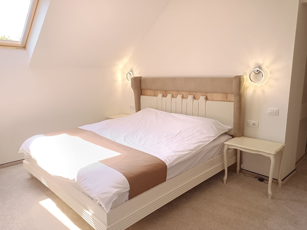 Imagen de la habitación del Hotel Virginia Gardens. Foto 10