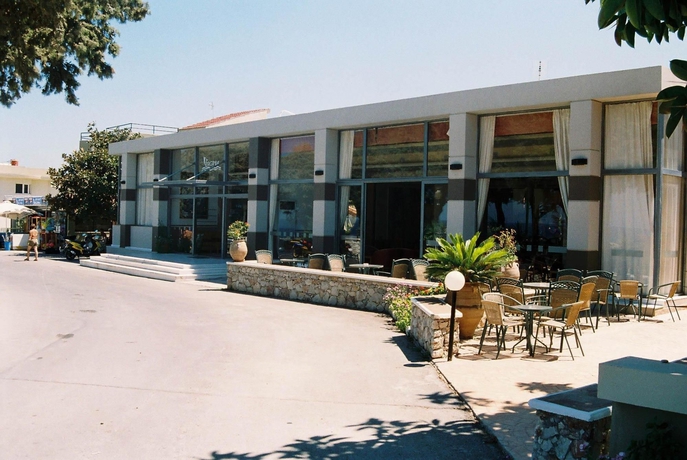 Imagen de los exteriores del Hotel Virginia, Koskinou. Foto 3