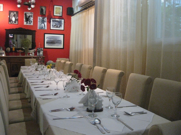 Imagen del bar/restaurante del Hotel Virginia, Municipal Unit of Vathy. Foto 2