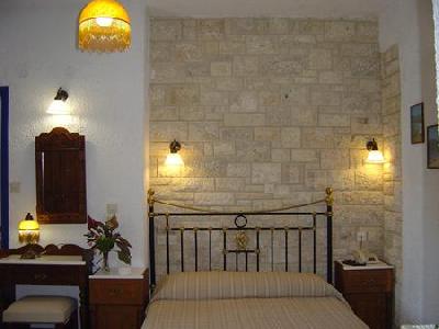 Imagen de la habitación del Hotel Virginia, NIkiti. Foto 6