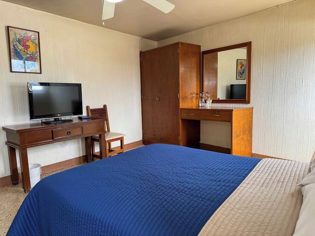 Imagen de la habitación del Hotel Virginia, Oaxaca de Ju&aacute;rez. Foto 5