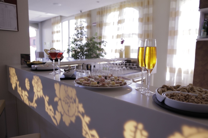 Imagen de los interiores del Hotel Virginia Palace. Foto 8