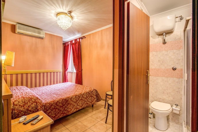 Imagen de la habitación del Hotel Virginia, Roma. Foto 15
