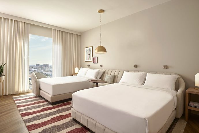 Imagen de la habitación del Hotel Virgins Dallas. Foto 16