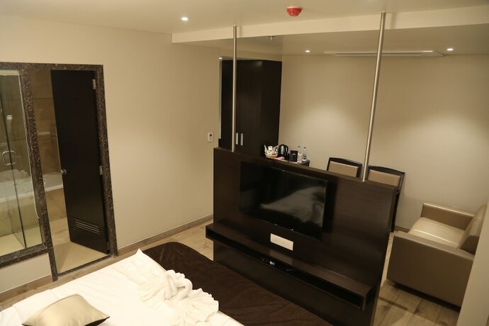 Imagen de la habitación del Hotel Virgo Sumeru. Foto 15