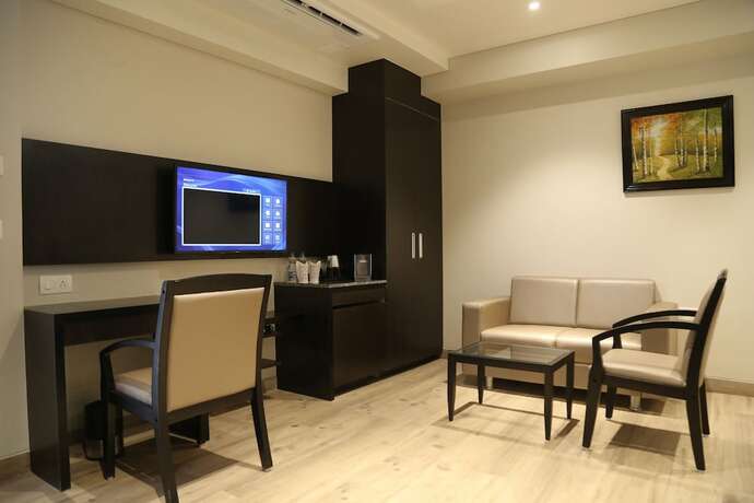 Imagen de la habitación del Hotel Virgo Sumeru. Foto 18