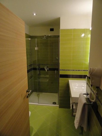 Imagen de la habitación del Hotel Viridis, Novella. Foto 17