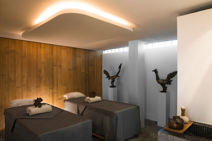 Imagen de los interiores del Hotel Viroth's. Foto 12