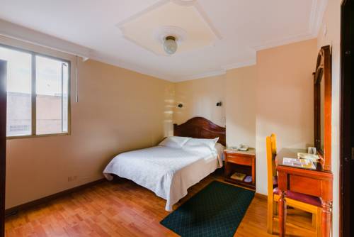 Imagen de la habitación del Hotel Virrey Central. Foto 3