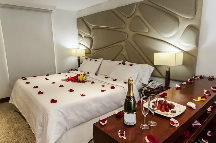 Imagen de la habitación del Hotel Virrey Park. Foto 5