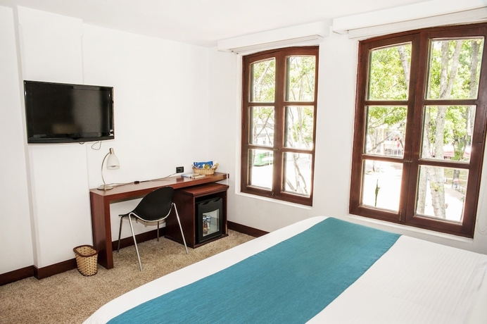 Imagen de la habitación del Hotel Virrey Park. Foto 16