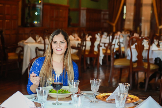 Imagen del bar/restaurante del Hotel Virrey de Mendoza. Foto 4