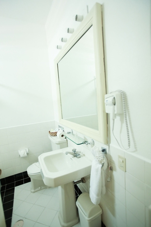 Imagen de la habitación del Hotel Virrey de Mendoza. Foto 8
