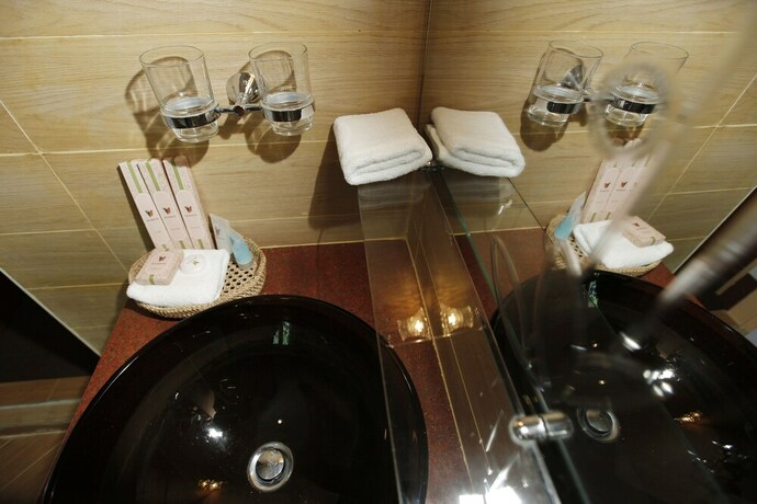 Imagen de la habitación del Hotel Virtue Highland. Foto 6