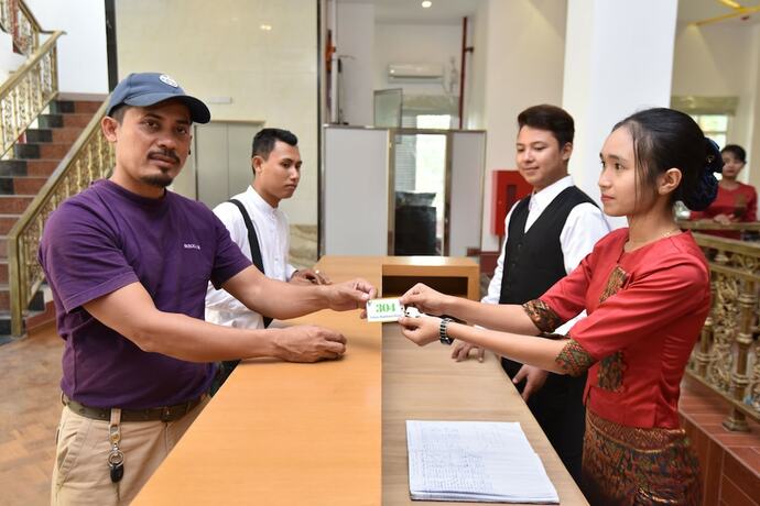 Imagen de los interiores del Hotel Virtue Highland. Foto 20